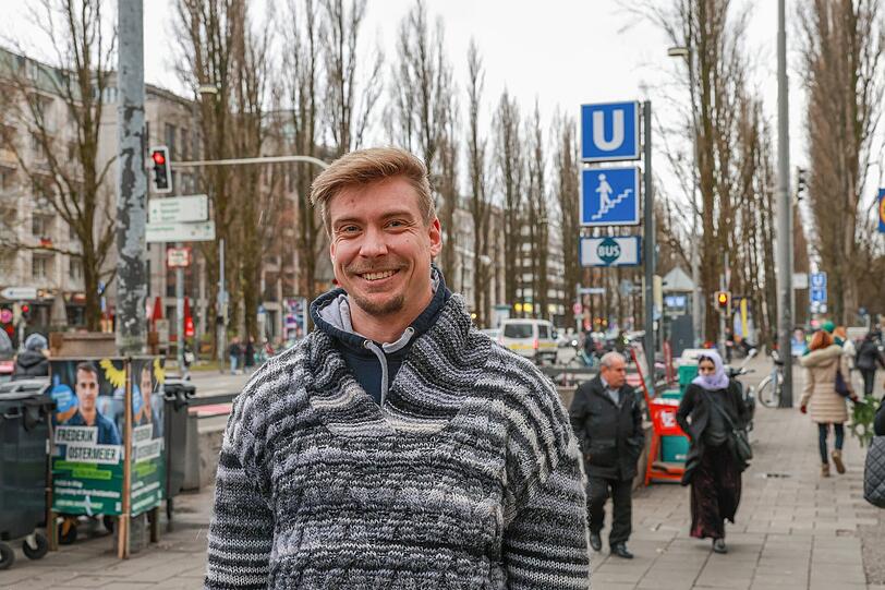 Johannes Reiner macht sich 2025 als Physiotherapeut selbstständig. Johannes Reiner macht sich 2025 als Physiotherapeut selbstständig.