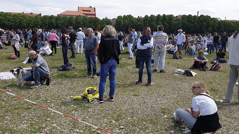 Gegen 14:30 Uhr war es schon merklich voll auf der Theresienwiese.