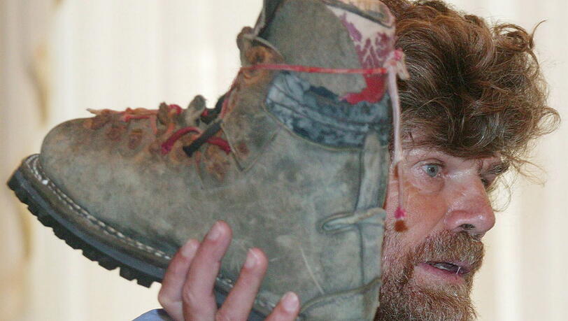 Wie Bergsteiger Reinhold Messner mitteilte, wurde 52 Jahre nach dem tragischen Tod seines Bruders am 8.125 Meter hohen Nanga Parbat im Himalaya auch der zweite Schuh von Günther Messner gefunden.(Archivbild)