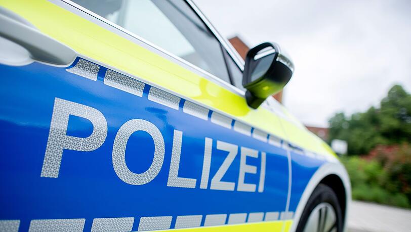 Bei der Unfallaufnahme erkennen die Beamten den 31-j&auml;hrigen Fahrer wieder. (Symbolbild)