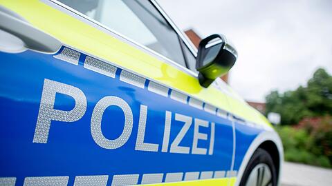 Bei der Unfallaufnahme erkennen die Beamten den 31-j&auml;hrigen Fahrer wieder. (Symbolbild)