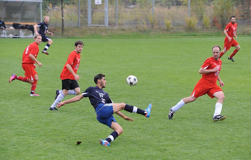 Real Hinterbrühl gegen die Munich Kickers: Die Bilder vom 33. Freizeitkicker-Finale.