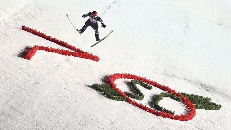 Austragung gesichert: Für das Springen der Vierschanzentournee in diesem Jahr ist genug Schnee da.