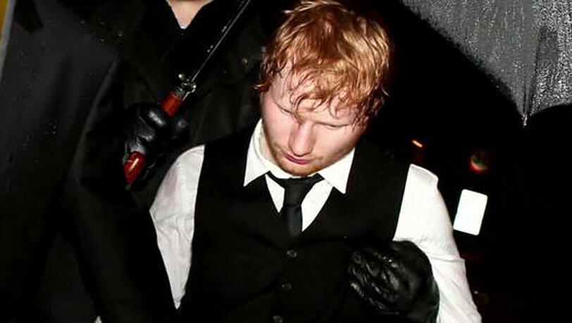 Musste nach den Brit Awards getragen werden: Ed Sheeran Musste nach den Brit Awards getragen werden: Ed Sheeran