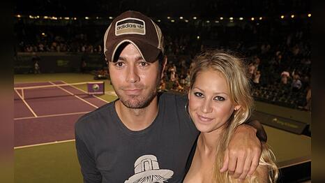 Vier gemeinsame Kinder, aber nur wenige gemeinsame Auftritte: Enrique Iglesias und Anna Kournikova, hier 2013 in Miami, sind seit fast 25 Jahren ein Paar.