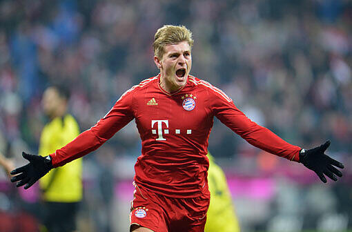 TONI KROOS: Note 3. Wenig präsent im offensiven Mittelfeld., wenig Zugriff aufs Bayern-Spiel &ndash; bis zur 66. Minute, als er nach feinem Haken mit links zum 1:0 ins lange Eck traf. Minuspunkt: unaufmerksam beim 1:1.