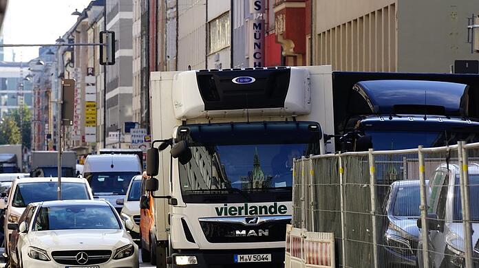 Extreme Engstelle: Hier ist nicht viel Platz zum Durchkommen.