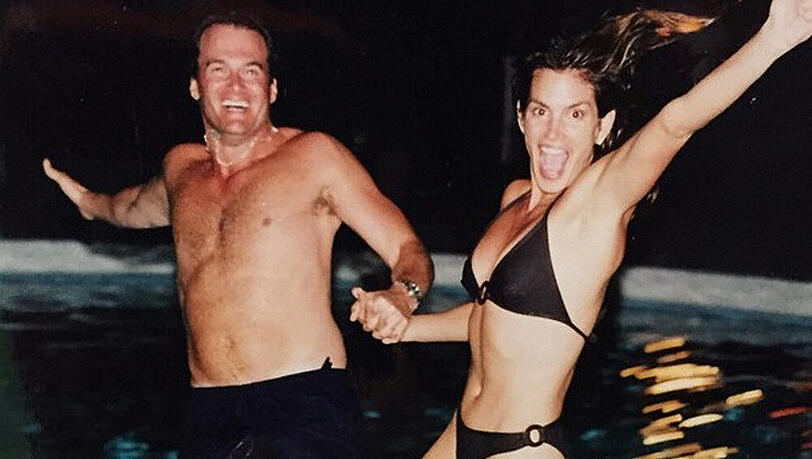 Cindy Crawford und ihr Mann Rande Gerber sprangen in die Ehe und in den Pool Cindy Crawford und ihr Mann Rande Gerber sprangen in die Ehe und in den Pool