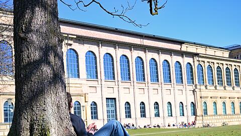 Sonne und milde Temperaturen locken in den n&auml;chsten Tagen nach drau&szlig;en. (Archivbild)