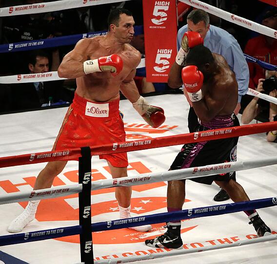 Bryant Jennings hatte zu keiner Zeit eine Chance gegen Wladimir Klitschko. Die Bilder vom Kampf.