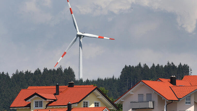 Windräder sind vielen ein Dorn im Auge, andere bezweifeln ihre Wirtschaftlichkeit.