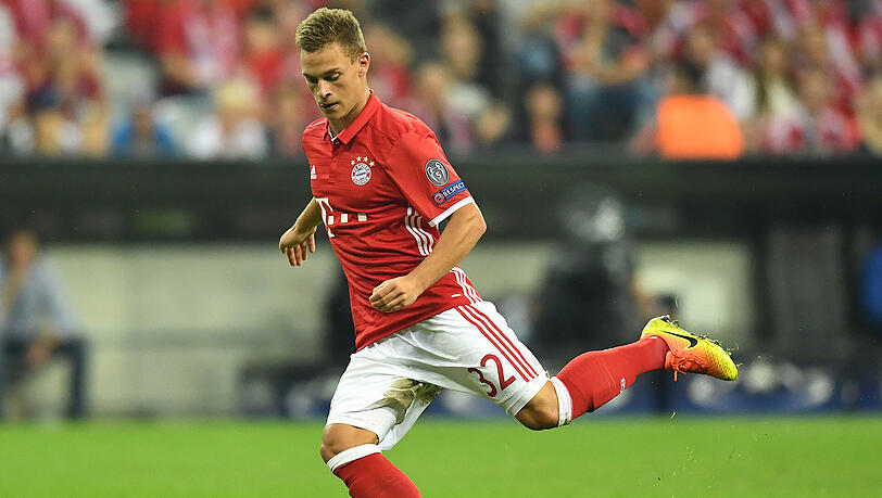 Die Bahn ist frei: Joshua Kimmich will endlich auch bei den Bayern Stammspieler werden. Die Bahn ist frei: Joshua Kimmich will endlich auch bei den Bayern Stammspieler werden.