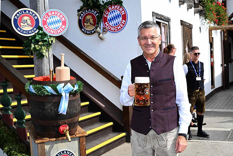 Präsident Herbert Hainer gibt den Partybefehl. Präsident Herbert Hainer gibt den Partybefehl.