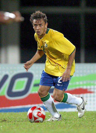 Rafinha (30) könnte erstmals für Brasilien in einem Pflichtspiel zum Einsatz kommen.