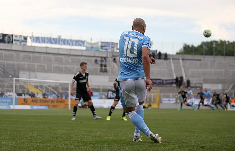 Spiele im leeren Grünwalder Stadion wären für Timo Gebhart und die Löwen immer noch besser als gar kein Fußball.