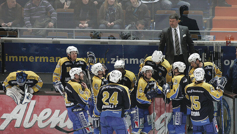 Wo spielt der EHc München in der nächsten Saison? In der DEl, der 2. Liga oder gar in Österreich? Wo spielt der EHc München in der nächsten Saison? In der DEl, der 2. Liga oder gar in Österreich?