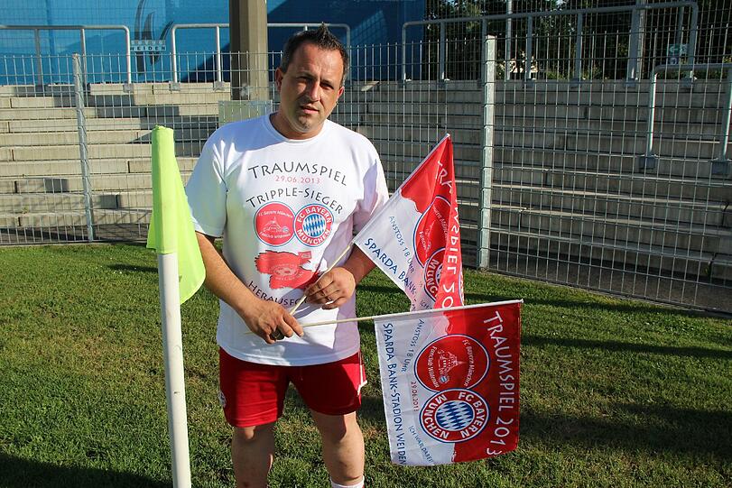Ausnahmezustand vor Guardiolas erstem Spiel in Weiden: Die AZ war schon da und zeigt in der Bilderstrecke, was die Bayern dort erwartet.