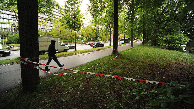 Die Polizeiabsperrung am Tatort am Isarufer im Mai 2013. Die Polizeiabsperrung am Tatort am Isarufer im Mai 2013.