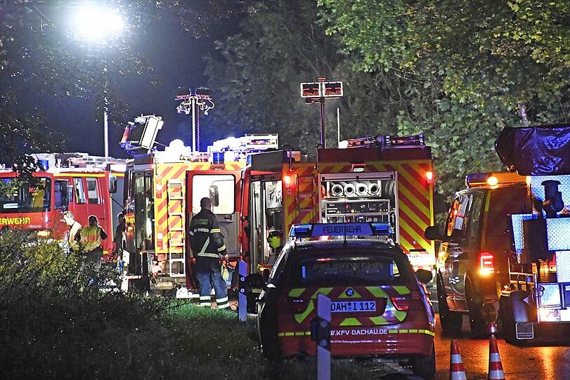 Die Bilder von der Unfallstelle auf der B13.