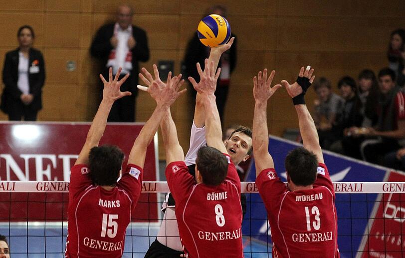 Blocken in der ersten Bundesliga: Wohl bald nicht mehr in Unterhaching, dafür aber in Herrsching.