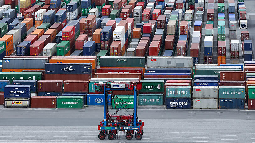 Die deutschen Exportfirmen erwarten für 2017 eine Erhöhung der Ausfuhren.