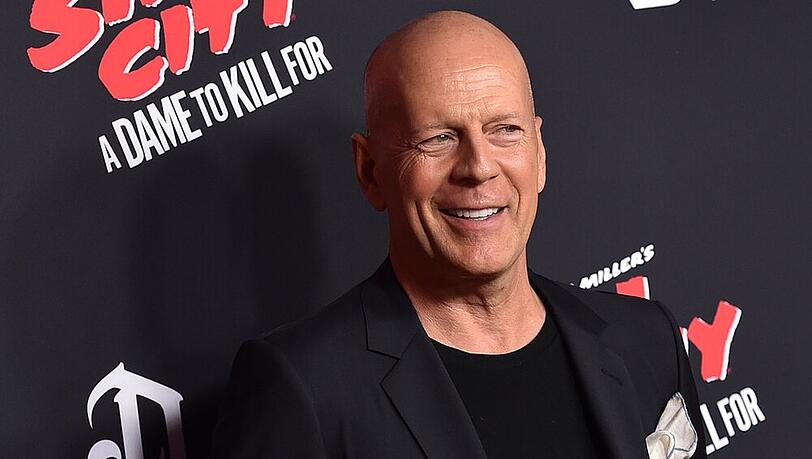 Bald auf der Bühne, aber nicht in Woody Allens Film zu sehen: Bruce Willis Bald auf der Bühne, aber nicht in Woody Allens Film zu sehen: Bruce Willis