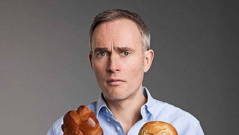 Ein „nachhaltiges Programm“ verspricht Comedian Johann König – und am Ende die große, universelle Milchbrötchenrechnung. Ein „nachhaltiges Programm“ verspricht Comedian Johann König – und am Ende die große, universelle Milchbrötchenrechnung.