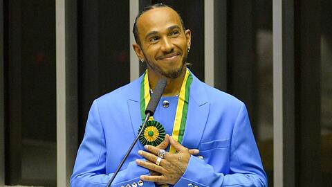 Formel-1-Star Lewis Hamilton geht die Ernennung zum Ehrenbürger Brasiliens sehr nahe.