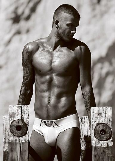 ...David Beckham. Absolut heiß, dieser muskulöse Körper!