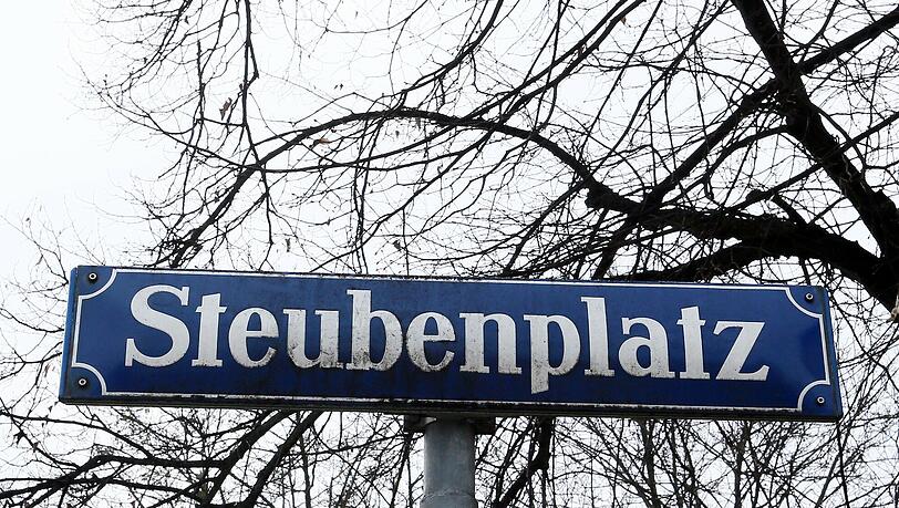 Der Steubenplatz ist im südlichen Neuhausen - dort vorbei geht der Rundgang durch das Viertel. Der Steubenplatz ist im südlichen Neuhausen - dort vorbei geht der Rundgang durch das Viertel.