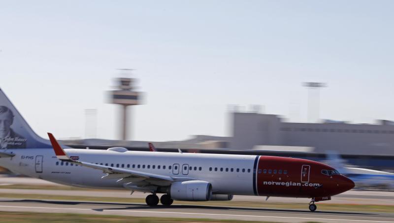 Die norwegische Fluggesellschaft Norwegian braucht mehr finanziellen Spielraum und bittet deshalb einige Gläubiger, die Kredite zu verlängern. Die norwegische Fluggesellschaft Norwegian braucht mehr finanziellen Spielraum und bittet deshalb einige Gläubiger, die Kredite zu verlängern.