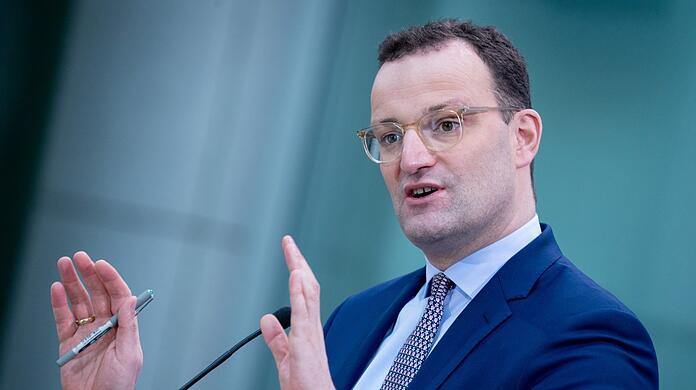 Bittet um Geduld: Jens Spahn bei der Vorstellung der Impfstrategie.