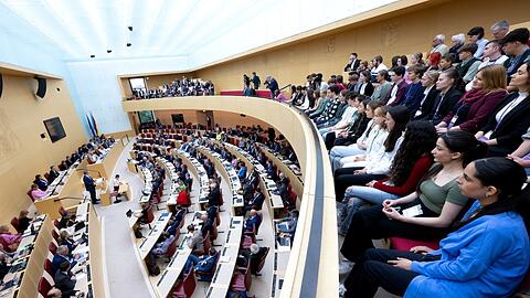 Der Bayerische Landtag. Wie man ihn vor Extremisten schützen kann, ließ seine Präsidentin Ilse Aigner in einem Gutachten untersuchen.