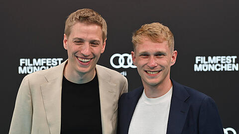 Dominik Krause (l.) mit Ehemann Sebastian Müller bei der Eröffnung des 43. Filmfest Münchens am 27.06.2026 im Gasteig HP8. Dominik Krause (l.) mit Ehemann Sebastian Müller bei der Eröffnung des 43. Filmfest Münchens am 27.06.2026 im Gasteig HP8.