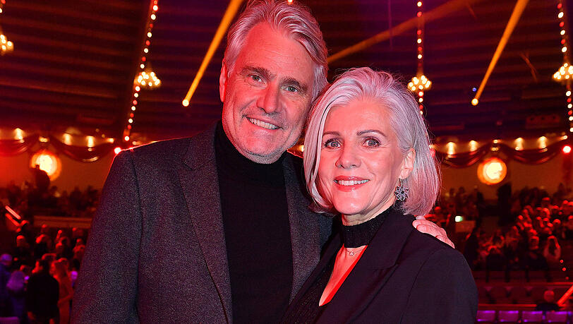 Frank Spothelfer und Birgit Schrowange lernten sich 2017 auf einer Kreuzfahrt kennen. Seit 2023 sind sie verheiratet.