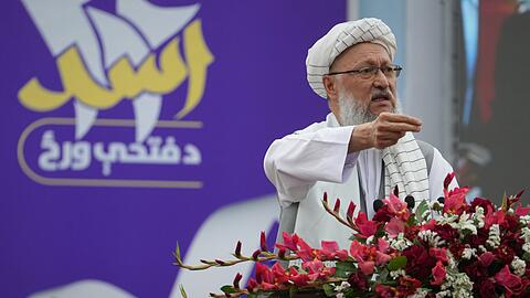 Afghanistan durchl&auml;uft heute eine schwere humanit&auml;re Krise &ndash; der Zugang zu internationalen Hilfsmitteln ist auch wegen der Taliban-Herrschaft stark begrenzt.