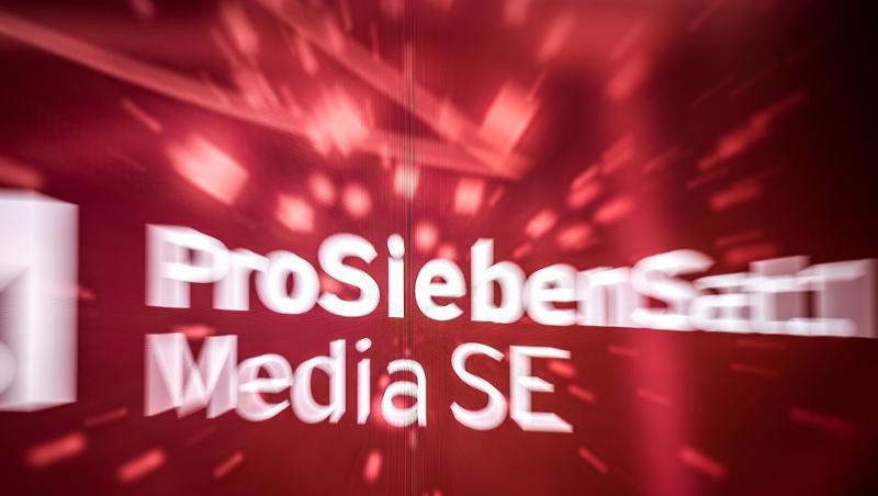 Der Schriftzug der ProSiebenSat.1 Media SE ist bei der Bilanz-Pk auf einem Bildschirm zu sehen. Foto: Sina Schuldt/dpa/Archivbild Der Schriftzug der ProSiebenSat.1 Media SE ist bei der Bilanz-Pk auf einem Bildschirm zu sehen. Foto: Sina Schuldt/dpa/Archivbild