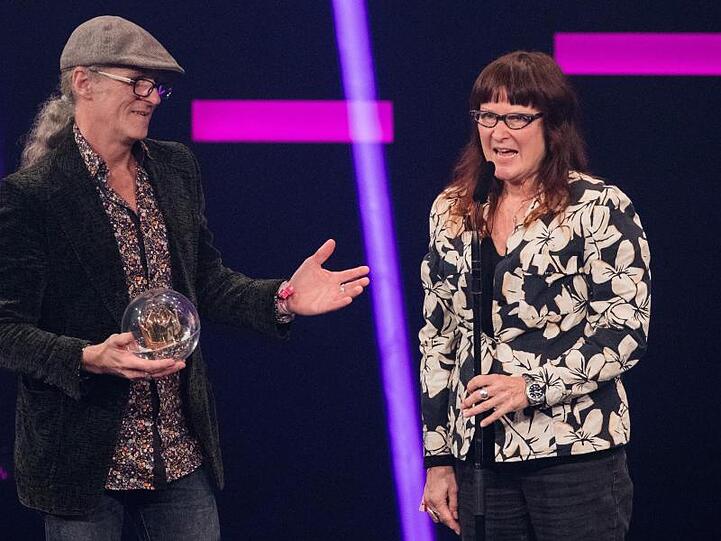 Birgit und Horst Lohmeyer veranstalten das Musikfest "Jamel rockt den Förster" - und bekamen den meisten Applaus.