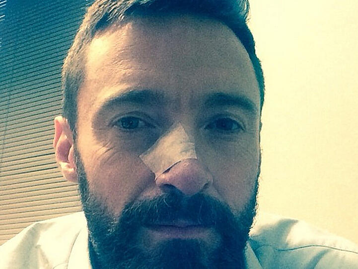 Hugh Jackman mit Nasen-Pflaster
