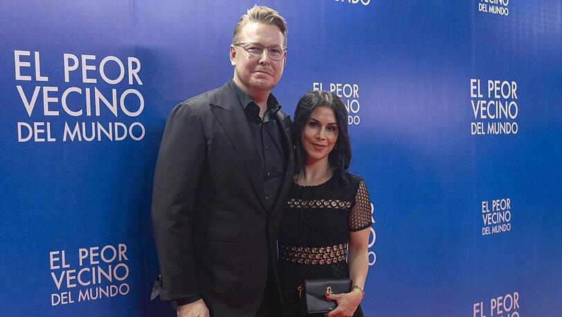 Fredrik Backman mit seiner Ehefrau, der Filmproduzentin Neda Shafti Backman Fredrik Backman mit seiner Ehefrau, der Filmproduzentin Neda Shafti Backman