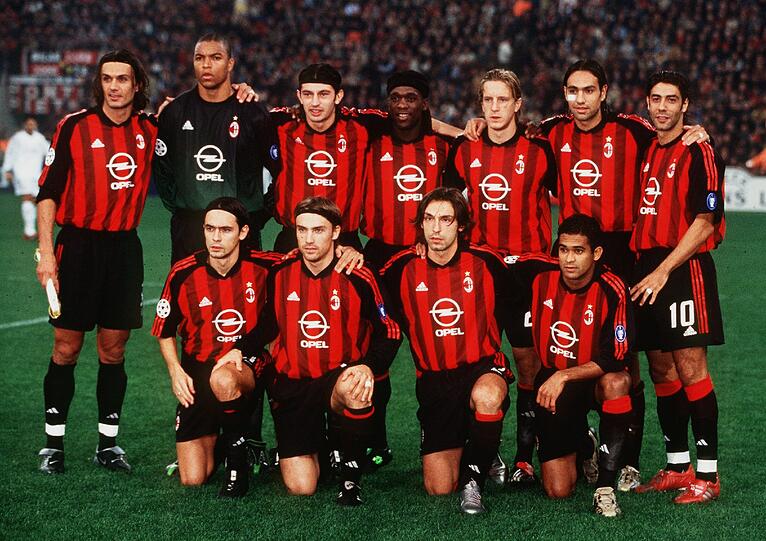Nesta, Seedorf, Inzaghi, Rui Costa: Eine Milan-Elf gespickt mit Superstars empfing den FC Bayern im Oktober 2002 im San Siro.