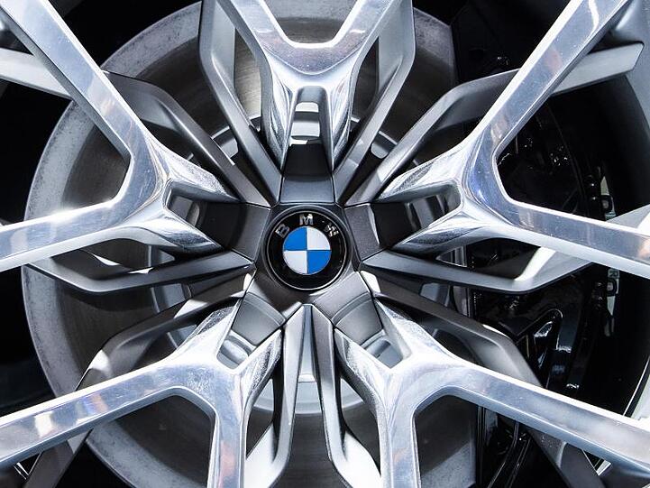 Das BMW-Logo. Foto: Silas Stein/dpa