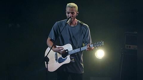 Malik Harris kann sich mit "Rockstars" in den Top Ten der Single-Charts positionieren.