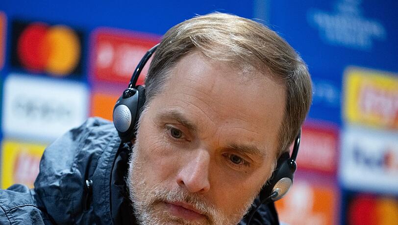 Trainer Thomas Tuchel von München nimmt nach dem Spiel an einer Pressekonferenz teil.