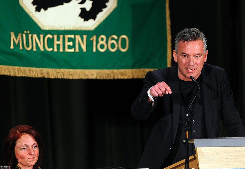Otto Steiner rät den Löwen zur Zustimmung von Ismaiks Kompromissvorschlag