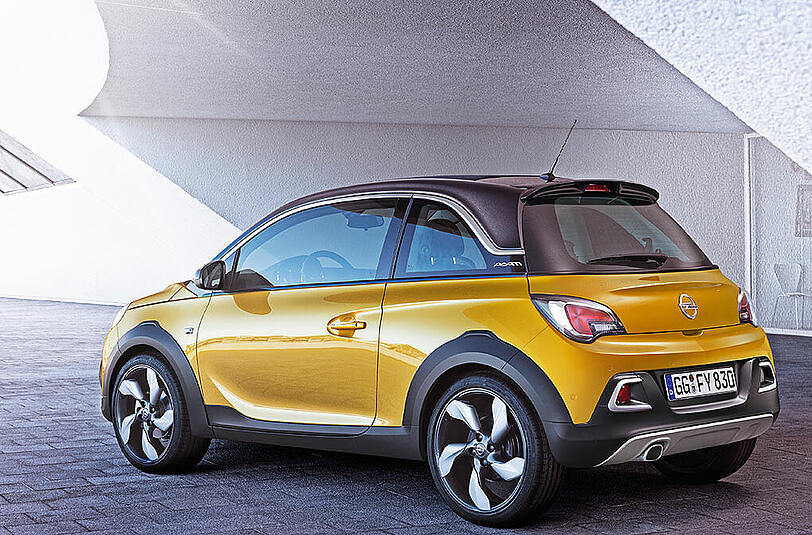 Eine von tausenden Möglichkeiten, wie er aussehen kann: Der Opel Adam in Gelb als Cabriolet.