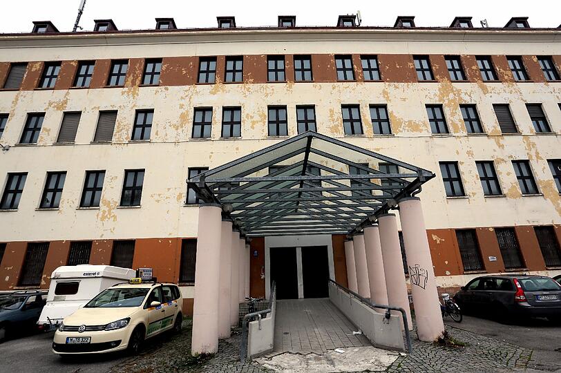 Die vergammelte McGraw-Kaserne in Giesing.