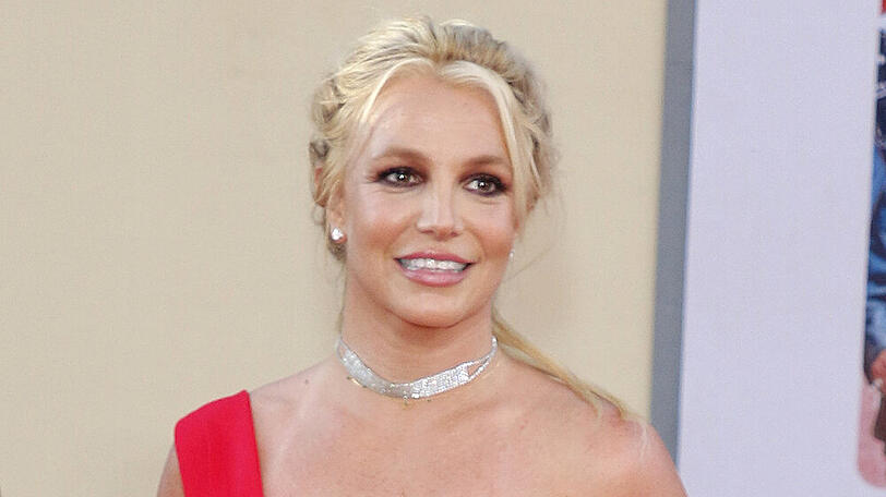 Britney Spears hat sich einen Mittelfußknochenbruch zugezogen