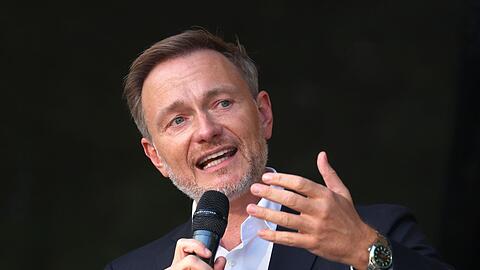 Christian Lindner heiratete die Journalistin Franca Lehfeldt.