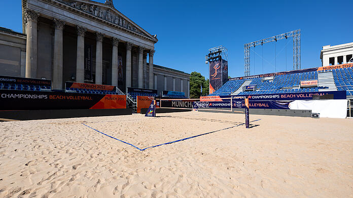 Das Beachvolleyballfeld am Königsplatz.